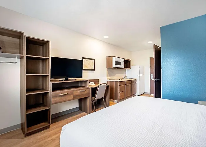 Woodspring Suites Naples