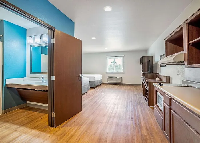 Woodspring Suites Naples
