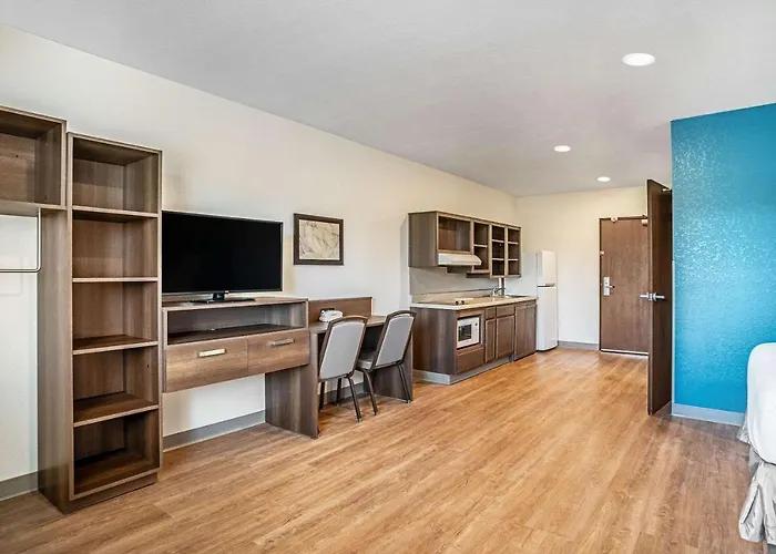 Woodspring Suites Naples