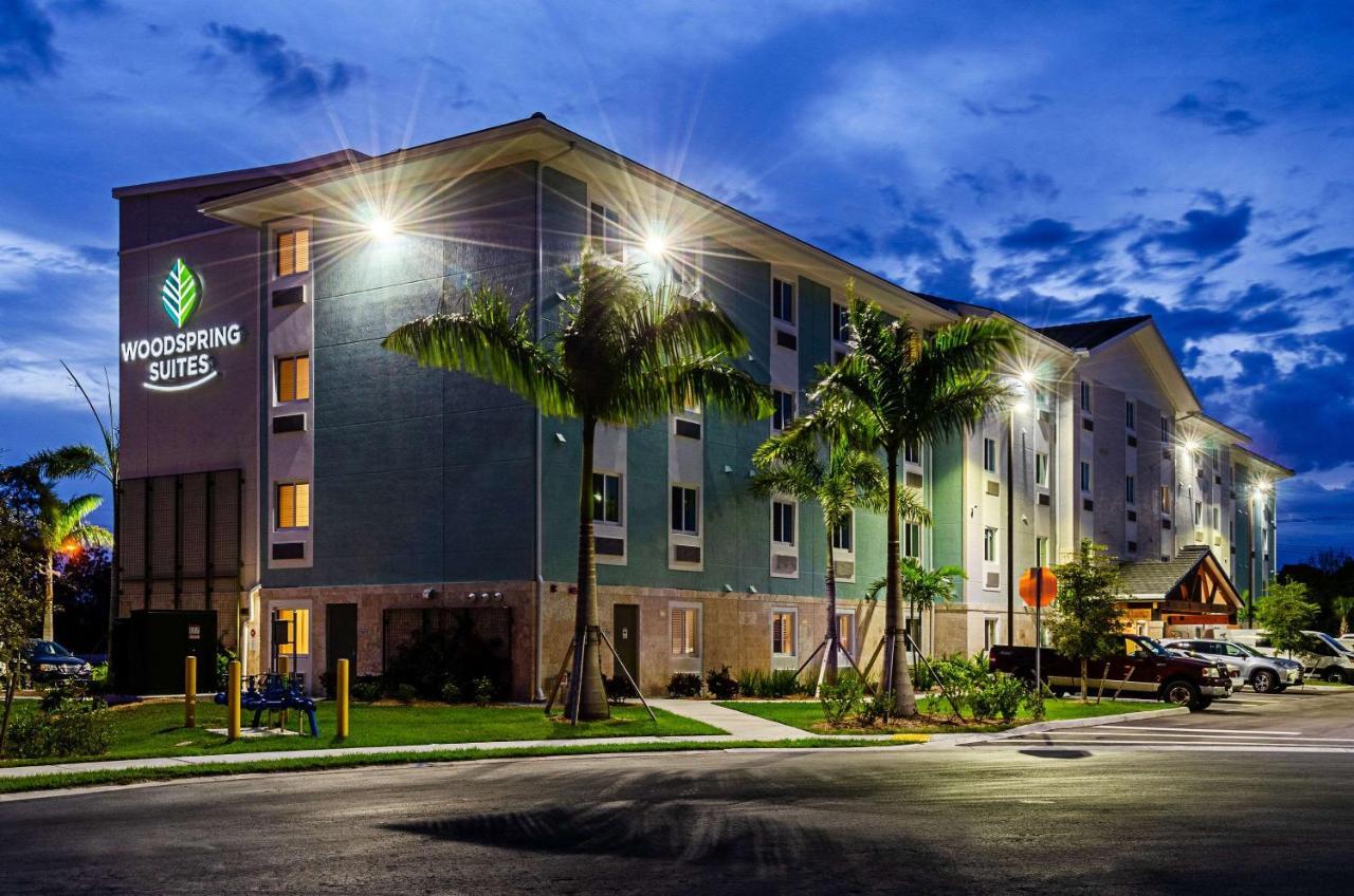 Hotel Woodspring Naples